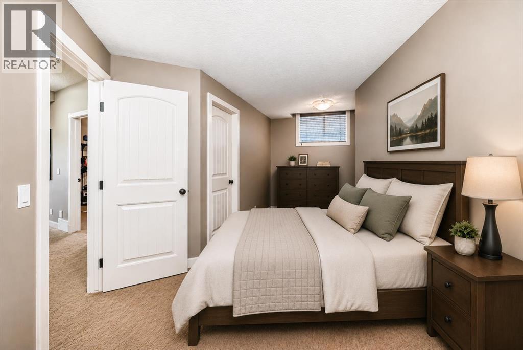 115 Sunset Way, Cochrane, Alberta T4C 0E9 - Photo 40 - A2311739