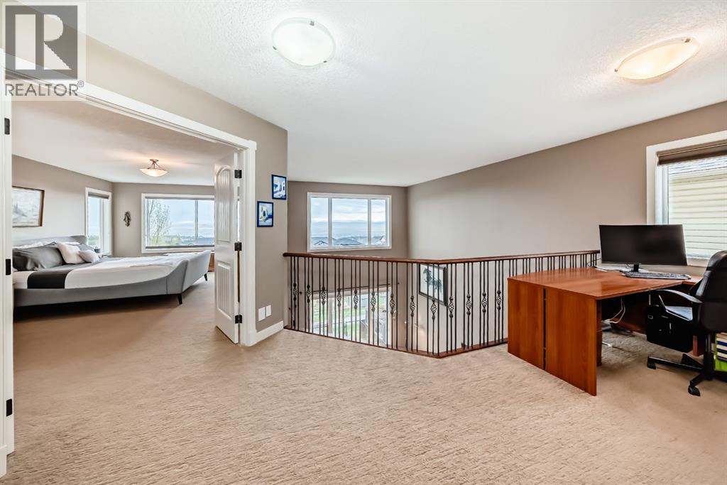 115 Sunset Way, Cochrane, Alberta T4C 0E9 - Photo 18 - A2311739