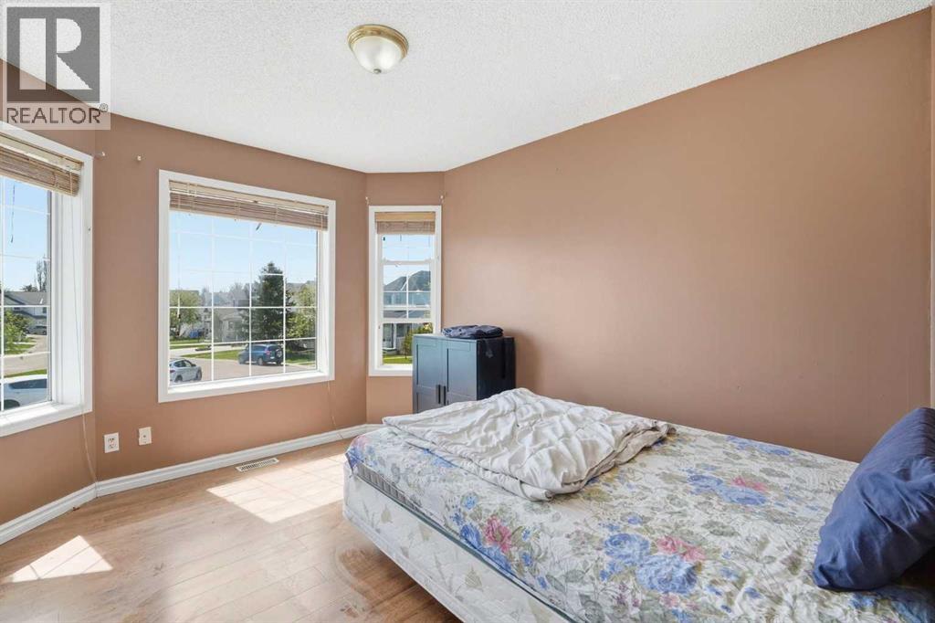 285 Fresno Place NE, Calgary, Alberta  T1Y 6Y3 - Photo 11 - A2312474