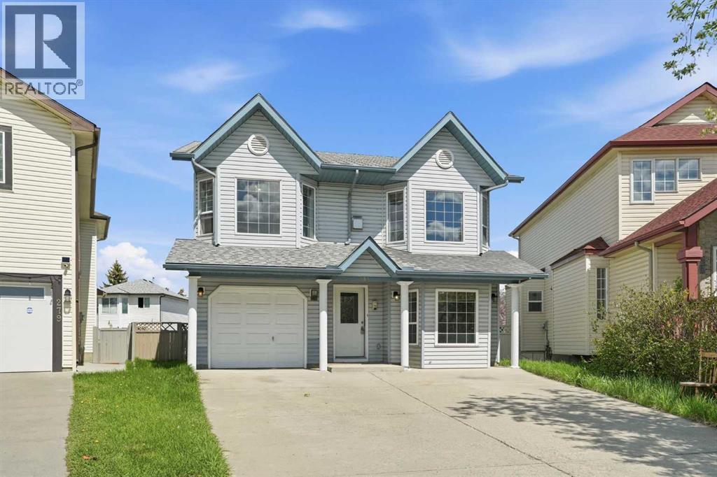 285 Fresno Place NE, Calgary, Alberta  T1Y 6Y3 - Photo 2 - A2312474