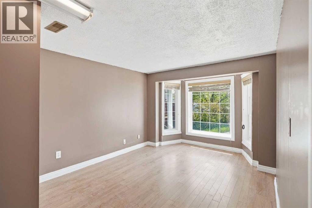 285 Fresno Place NE, Calgary, Alberta  T1Y 6Y3 - Photo 12 - A2312474