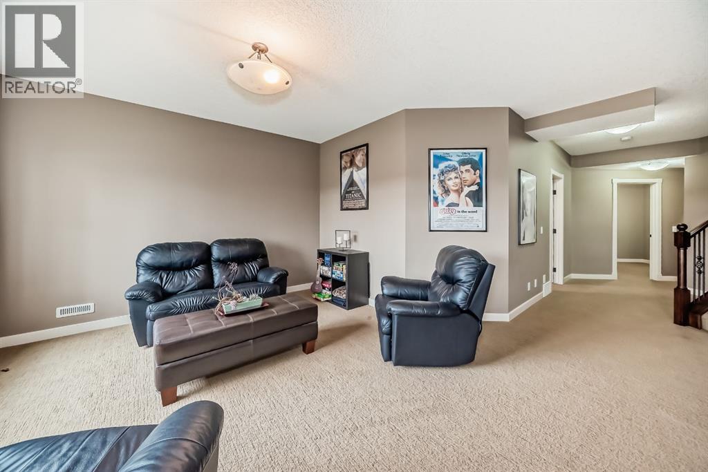 115 Sunset Way, Cochrane, Alberta T4C 0E9 - Photo 30 - A2311739