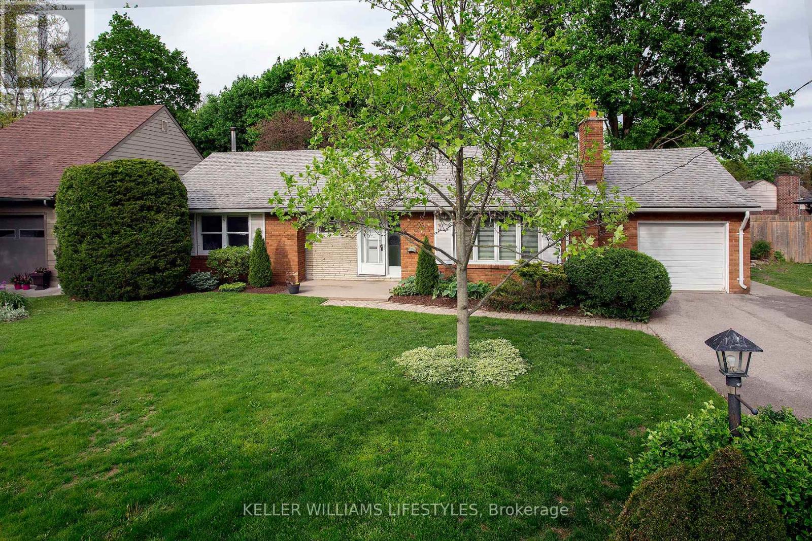 423 EAST MILE ROAD, London North, Ontario