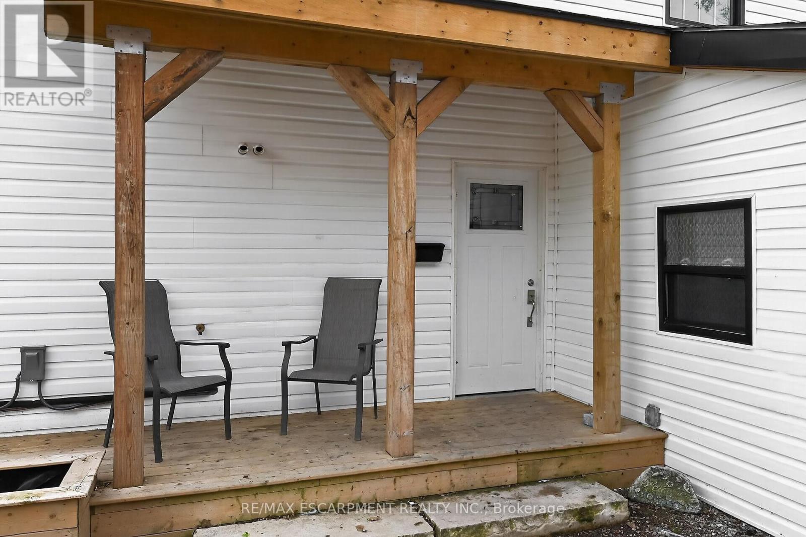 27 Cayuga Street N, Haldimand, Ontario  N0A 1E0 - Photo 3 - X13157136