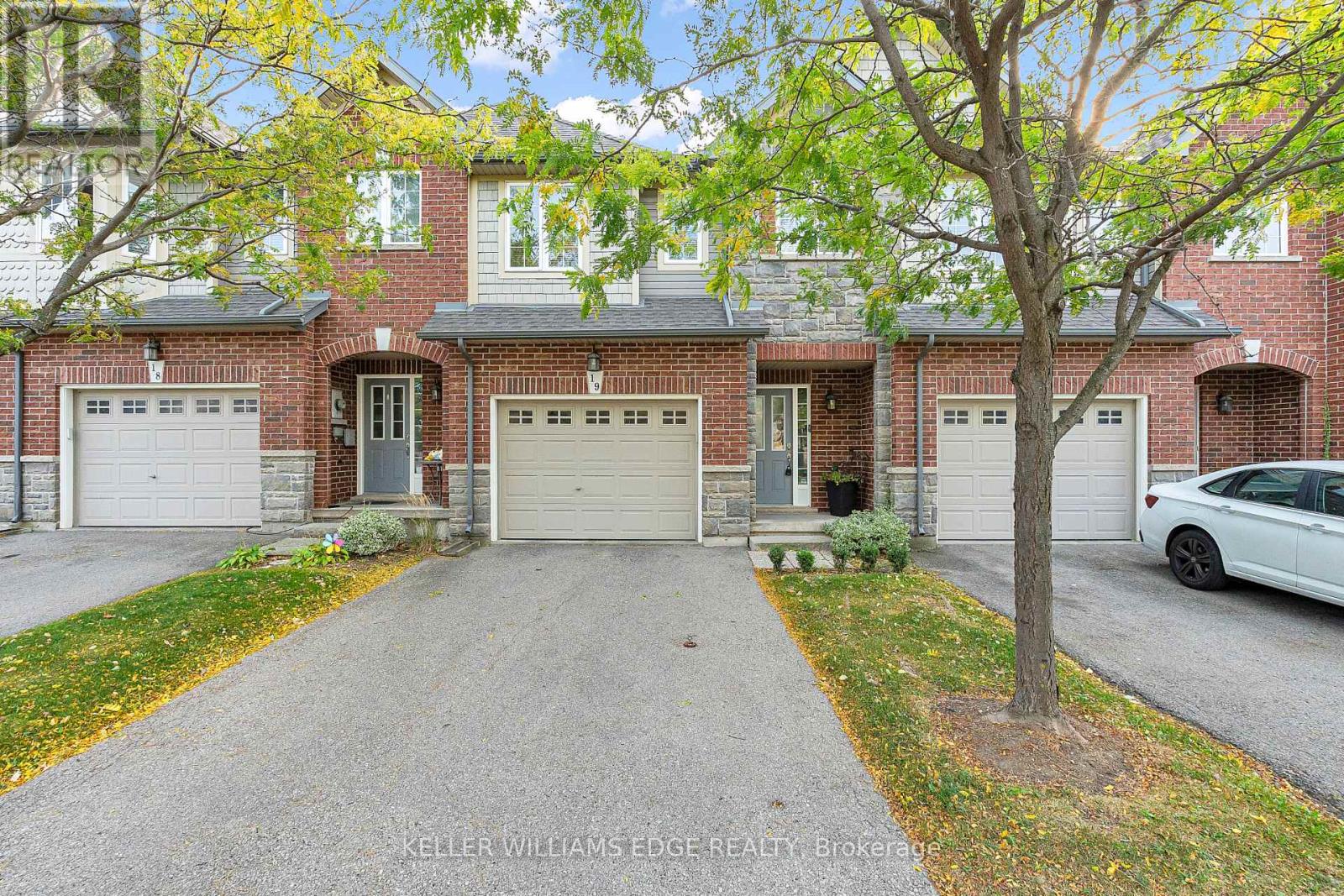 19 - 40 Dartmouth Gate, Hamilton, Ontario  L8E 0B9 - Photo 2 - X13157220