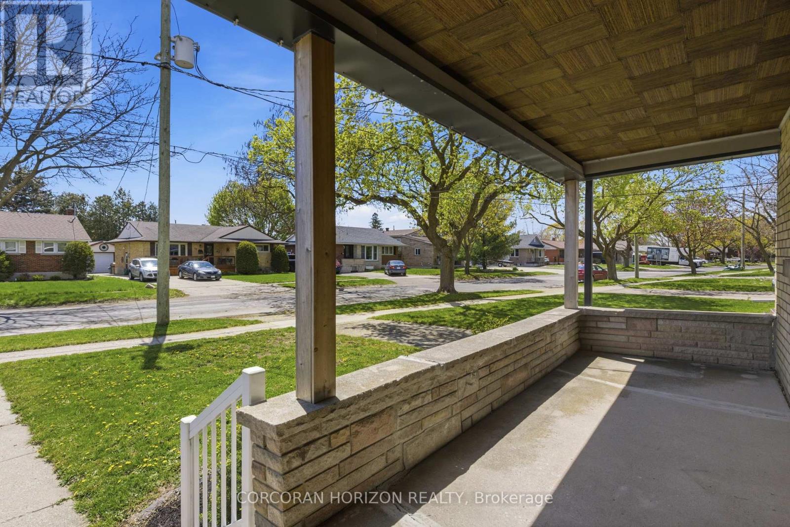 66 Heather Avenue, Kitchener, Ontario  N2B 1M1 - Photo 7 - X13157266