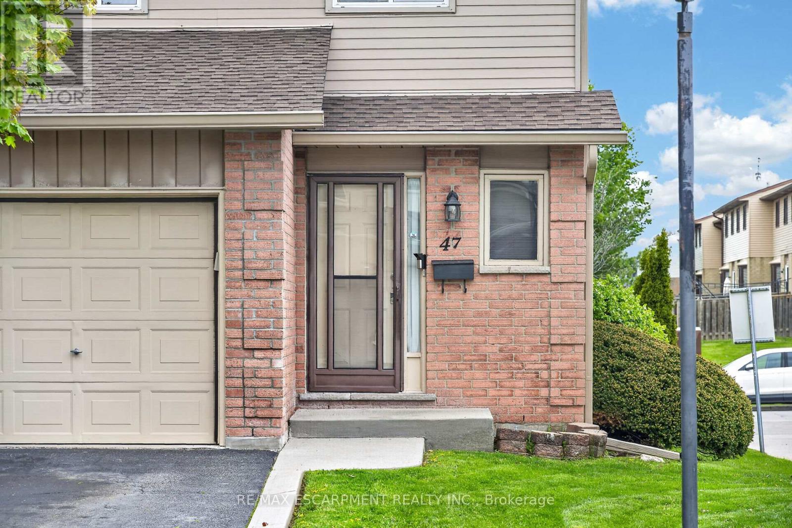 47 - 1675 Upper Gage Avenue, Hamilton, Ontario  L8W 3R8 - Photo 2 - X13157280