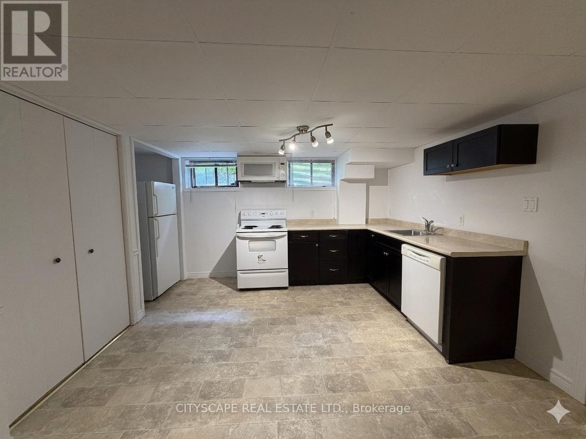 17 Rita Street, Hamilton, Ontario  L9H 4S1 - Photo 16 - X13157354