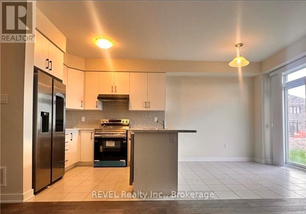 36 Rowlock Street, Welland, Ontario  L3B 0M7 - Photo 3 - X13157602