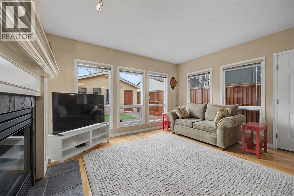 1206 19 Avenue NW, Calgary, Alberta  T2M 1A2 - Photo 7 - A2312731