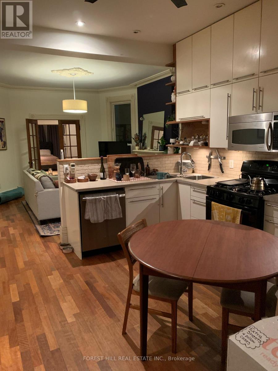 9 Wales Avenue, Toronto, Ontario  M5T 1J2 - Photo 8 - C13157558