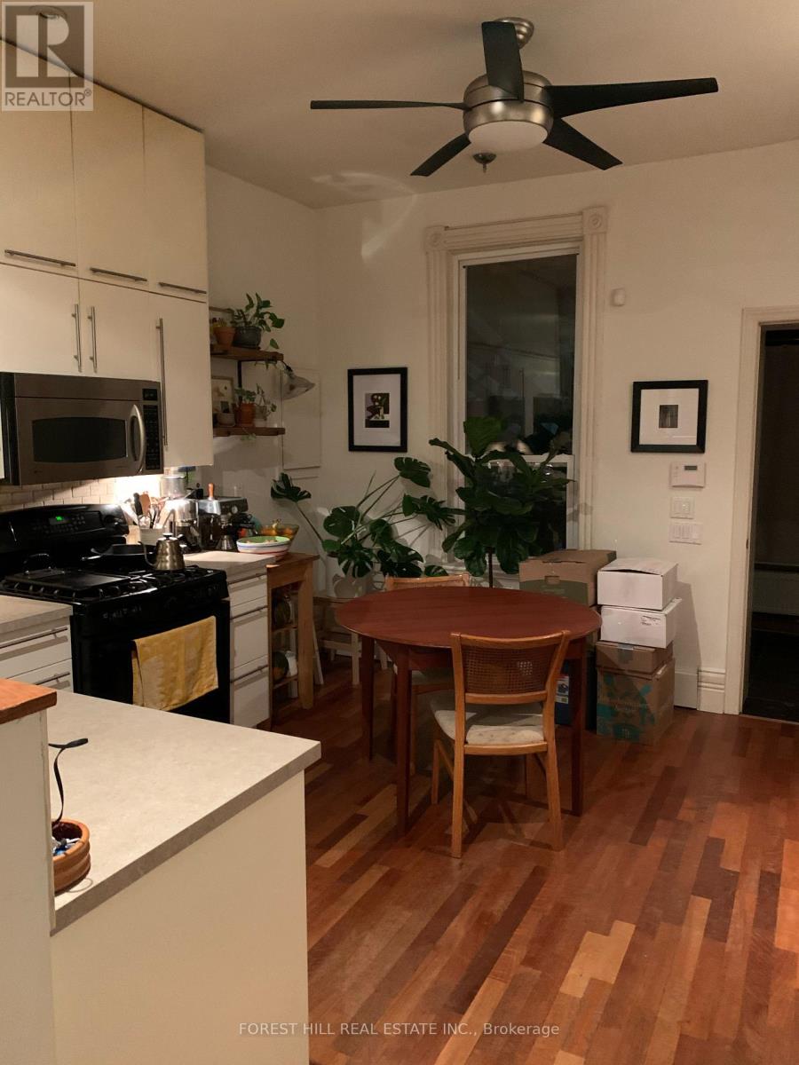 9 Wales Avenue, Toronto, Ontario  M5T 1J2 - Photo 9 - C13157558