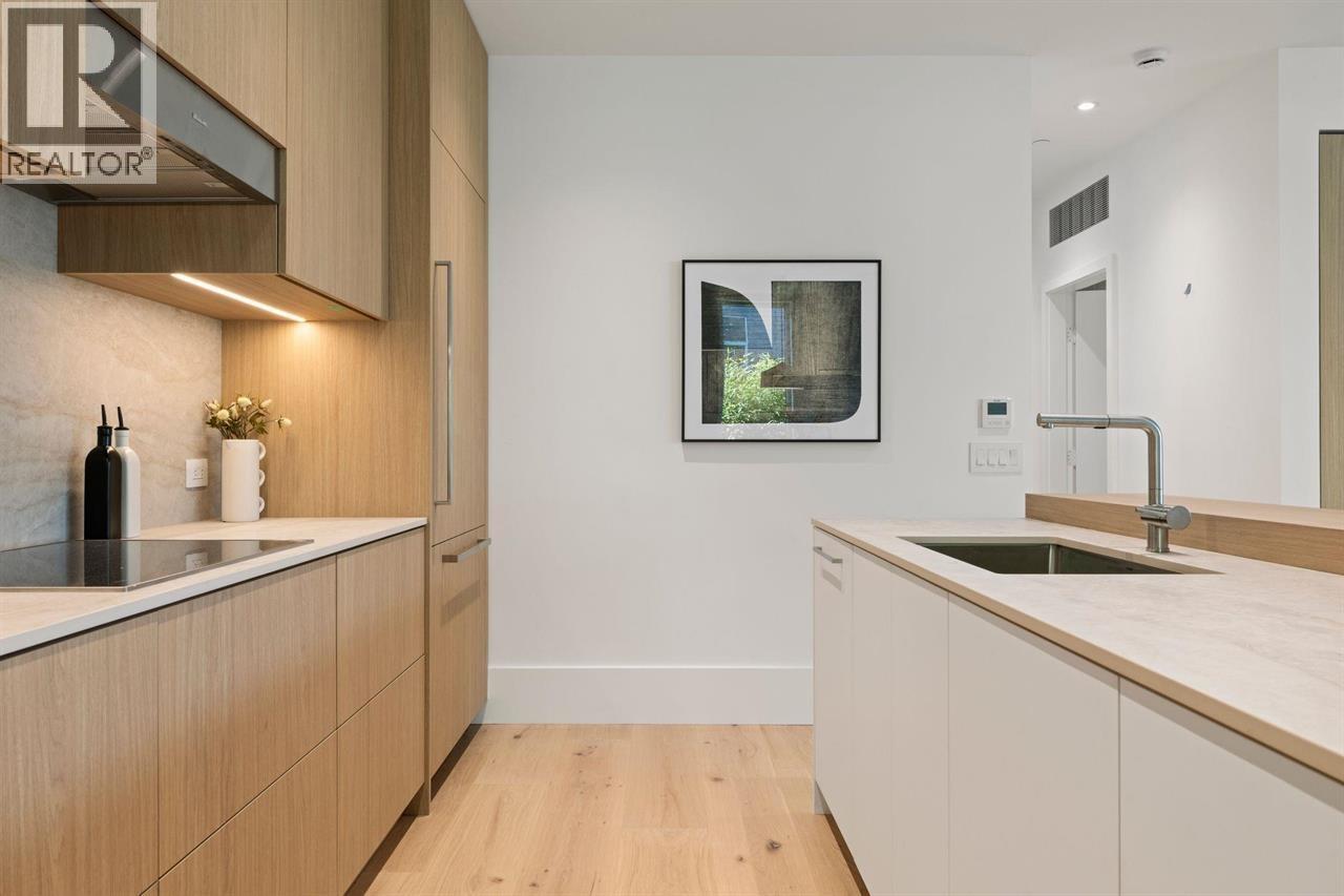 2 2830 Musqueamview Street, Vancouver, British Columbia  V6K 2R9 - Photo 11 - R3126422
