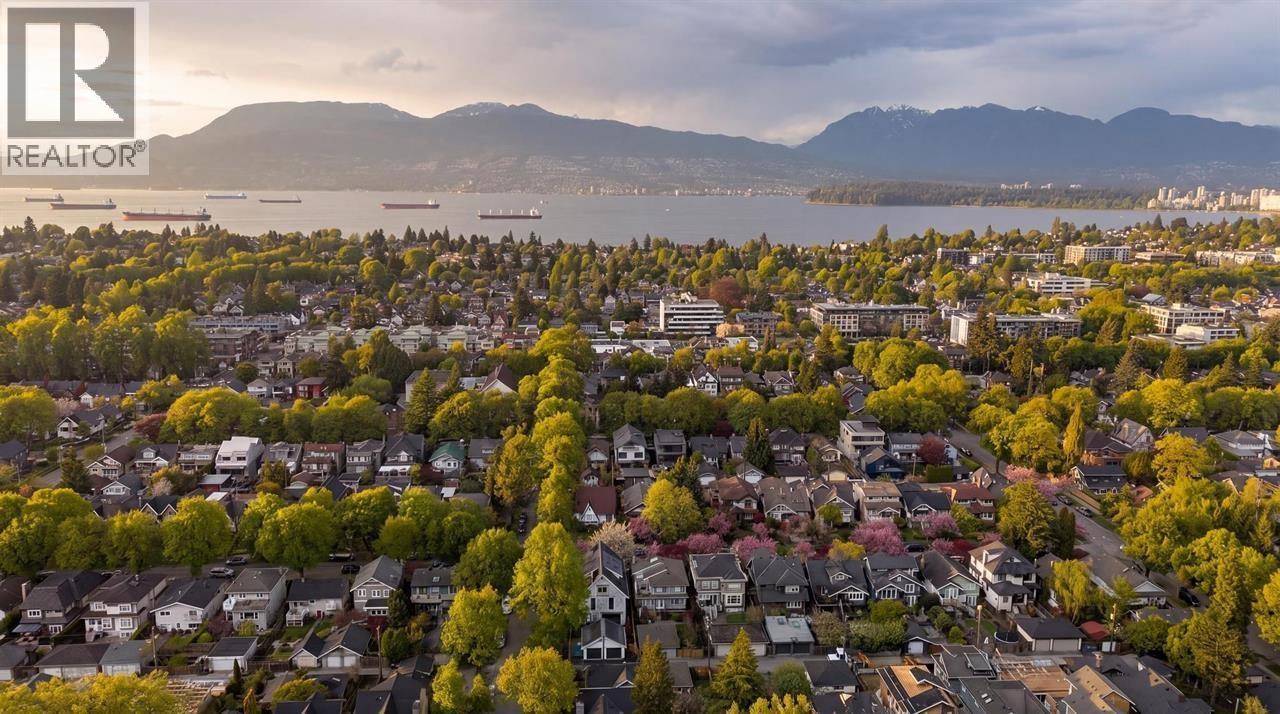 2 2830 Musqueamview Street, Vancouver, British Columbia  V6K 2R9 - Photo 33 - R3126422
