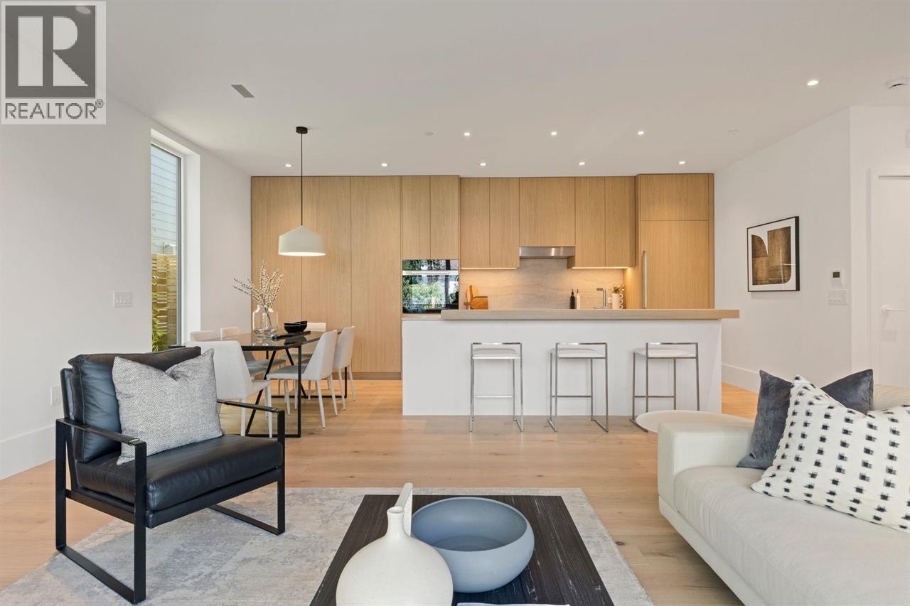 2 2830 Musqueamview Street, Vancouver, British Columbia  V6K 2R9 - Photo 4 - R3126422