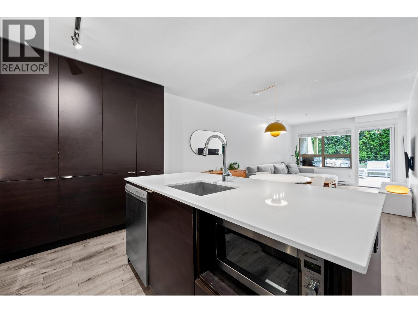 203 1677 Lloyd Avenue, North Vancouver, British Columbia V7P 0A9 - Photo 11 - R3126431