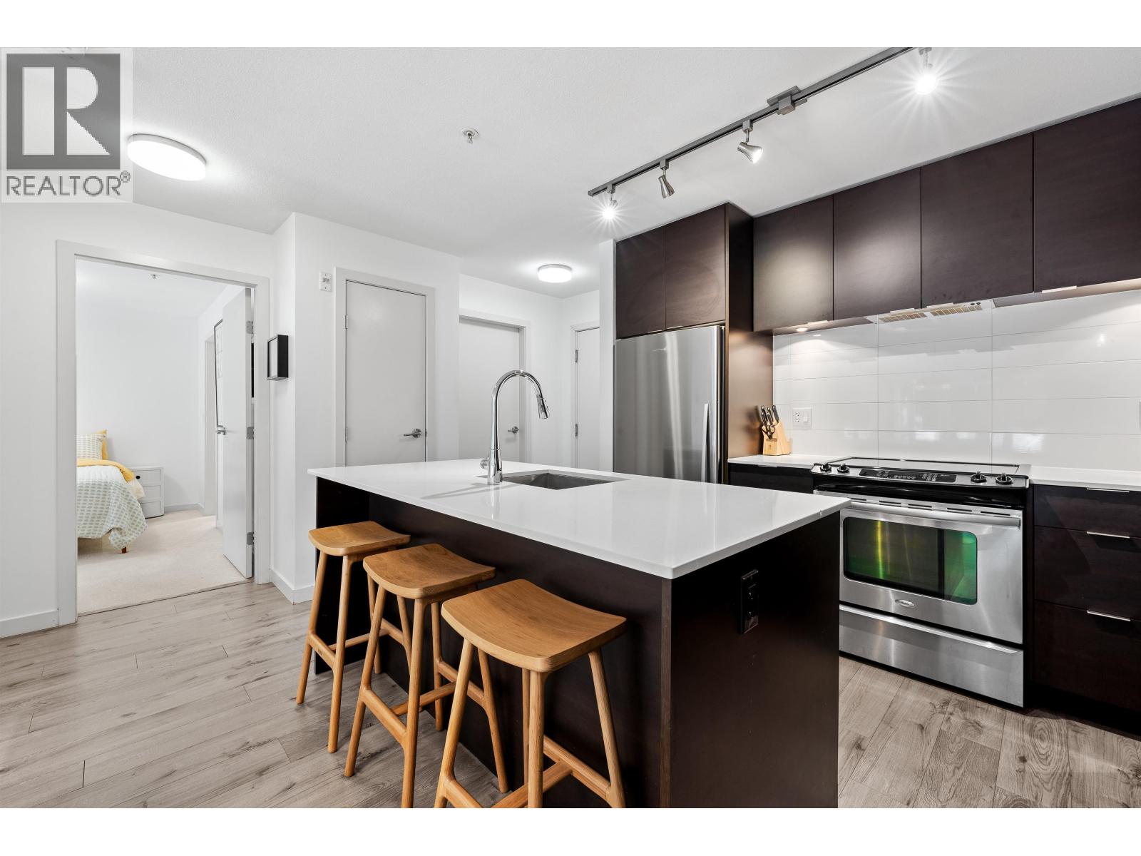 203 1677 Lloyd Avenue, North Vancouver, British Columbia V7P 0A9 - Photo 6 - R3126431