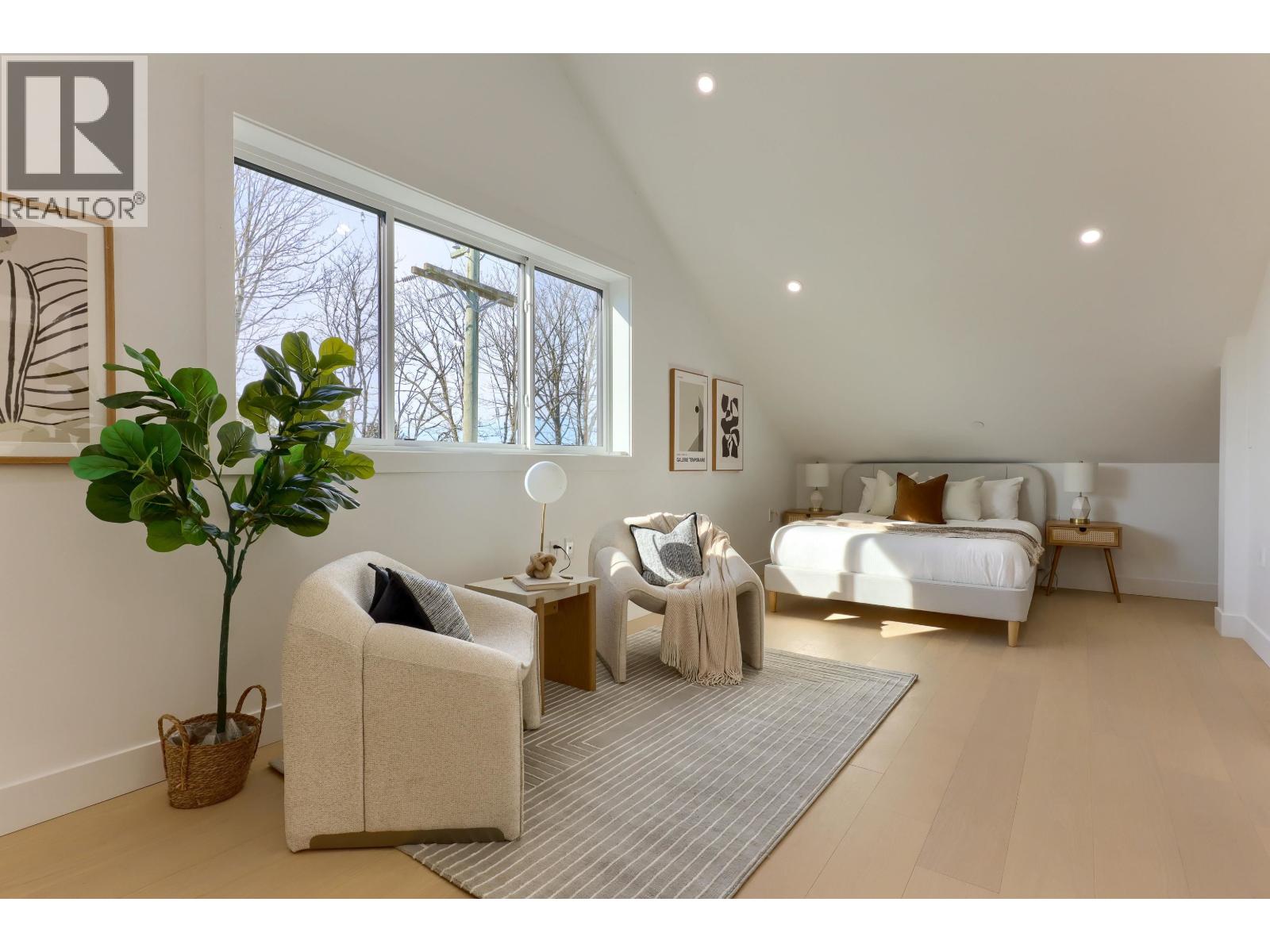 1 4742 St. Catherines Street, Vancouver, British Columbia  V5V 4M7 - Photo 2 - R3126435
