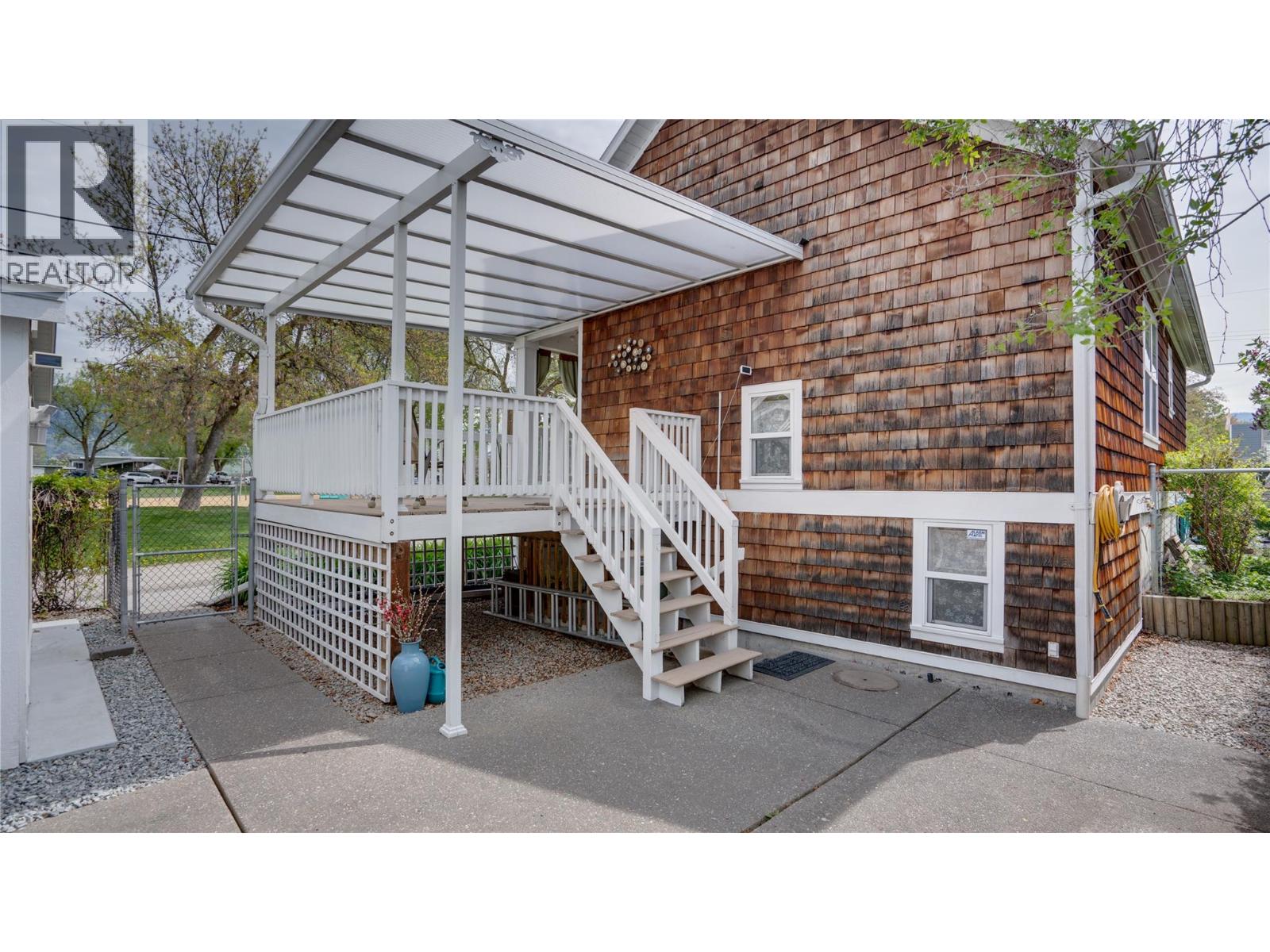 3001 18 Avenue, Vernon, British Columbia  V1T 1C4 - Photo 34 - 10383282