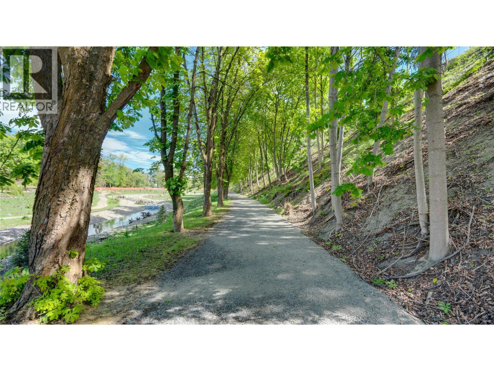 3001 18 Avenue, Vernon, British Columbia  V1T 1C4 - Photo 53 - 10383282