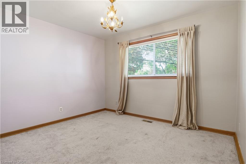 34 Yule Place, Kitchener, Ontario  N2B 2J8 - Photo 10 - 40831449