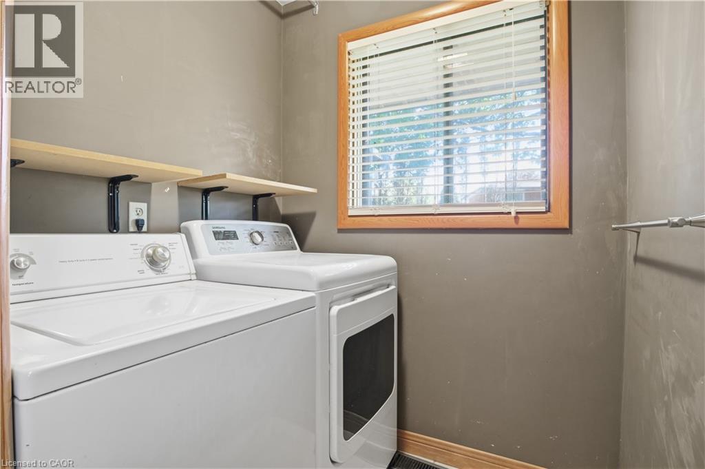 34 Yule Place, Kitchener, Ontario  N2B 2J8 - Photo 29 - 40831449