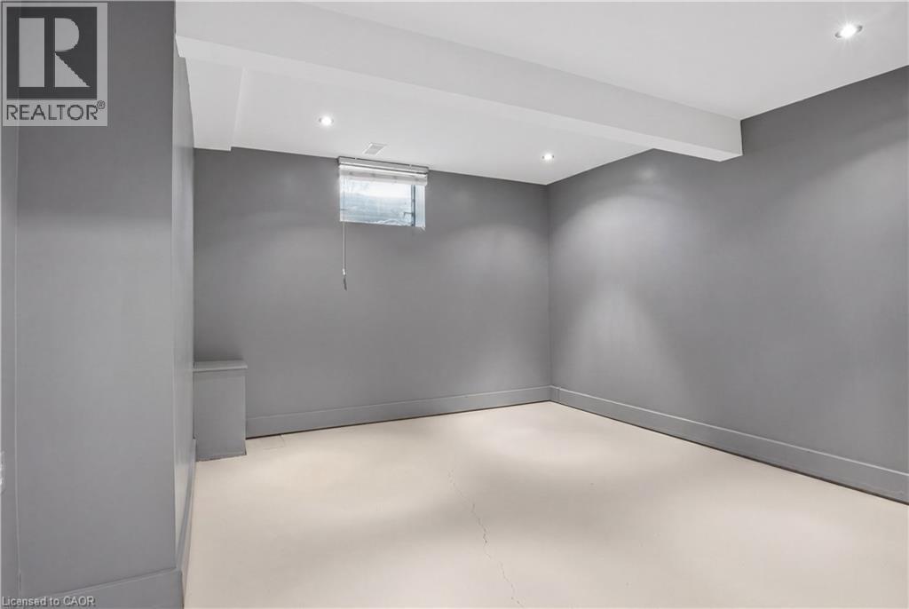 34 Yule Place, Kitchener, Ontario  N2B 2J8 - Photo 41 - 40831449