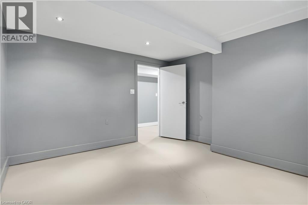 34 Yule Place, Kitchener, Ontario  N2B 2J8 - Photo 42 - 40831449
