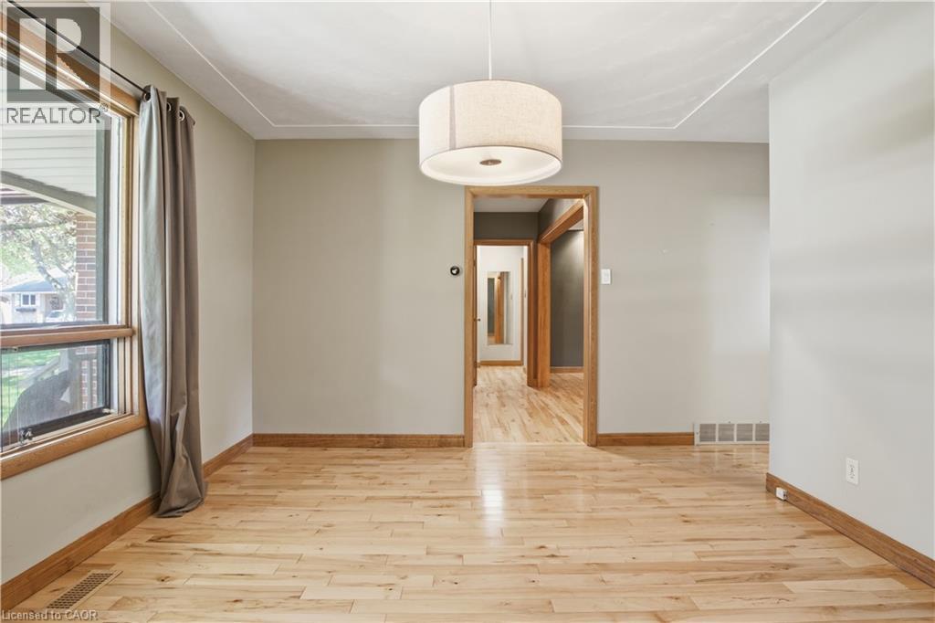 34 Yule Place, Kitchener, Ontario  N2B 2J8 - Photo 22 - 40831449