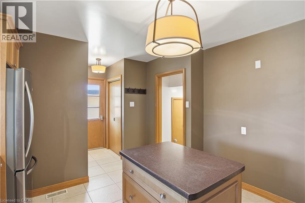 34 Yule Place, Kitchener, Ontario  N2B 2J8 - Photo 28 - 40831449