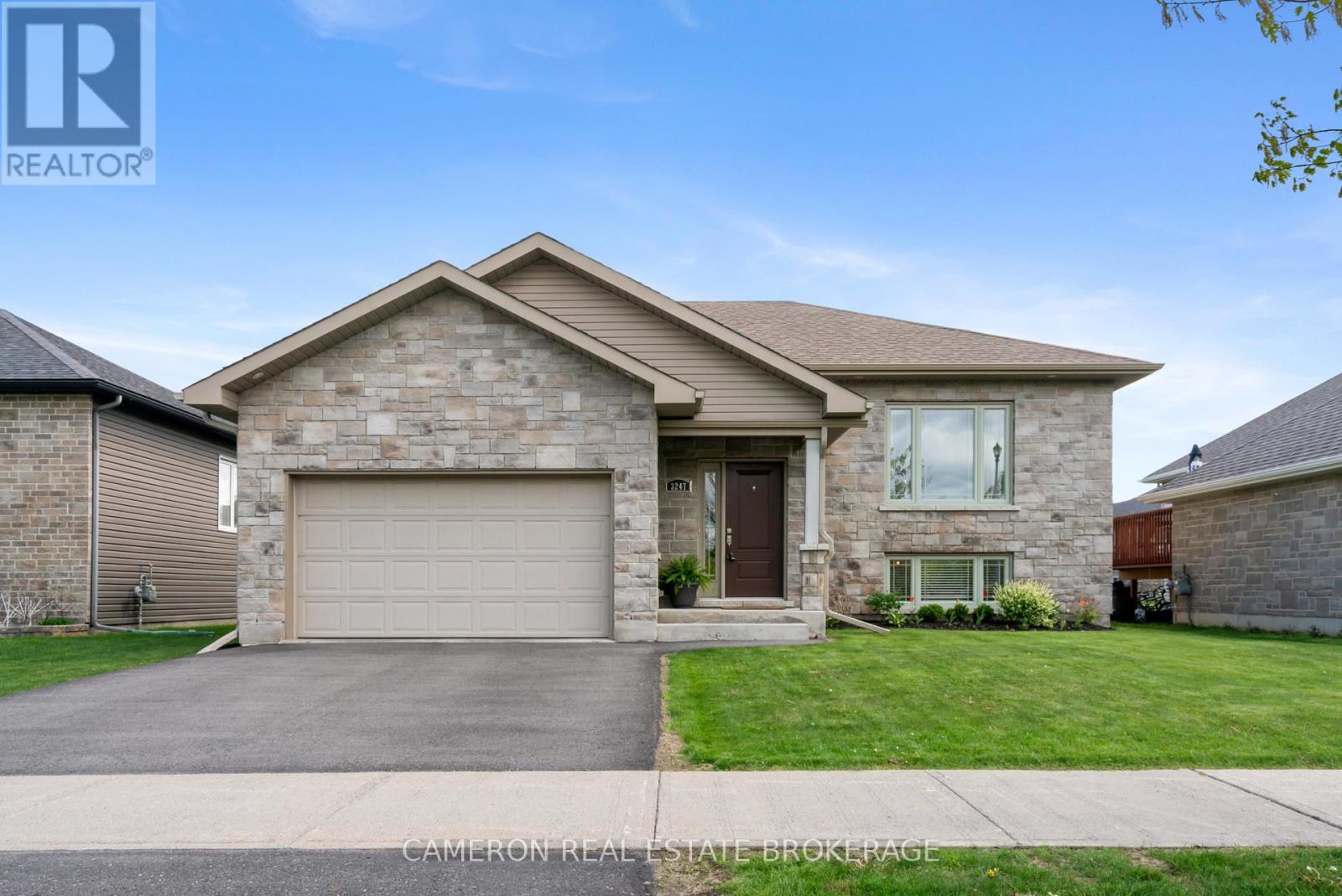 <h3>$569,900</h3><p>3247 Northdale Drive, Cornwall, Ontario</p>