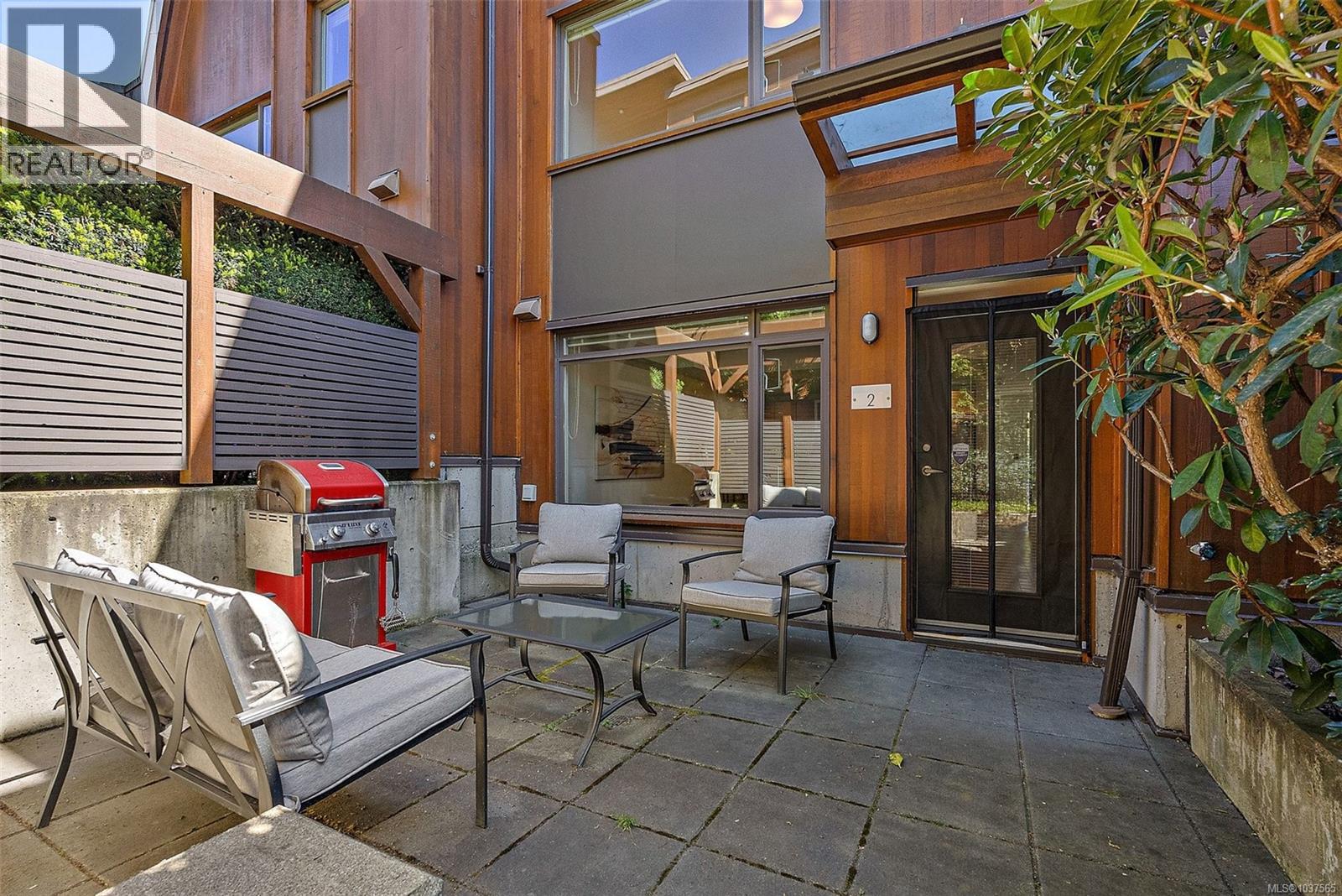 2 1696 Pear St, Saanich, British Columbia  V8P 2A6 - Photo 34 - 1037565