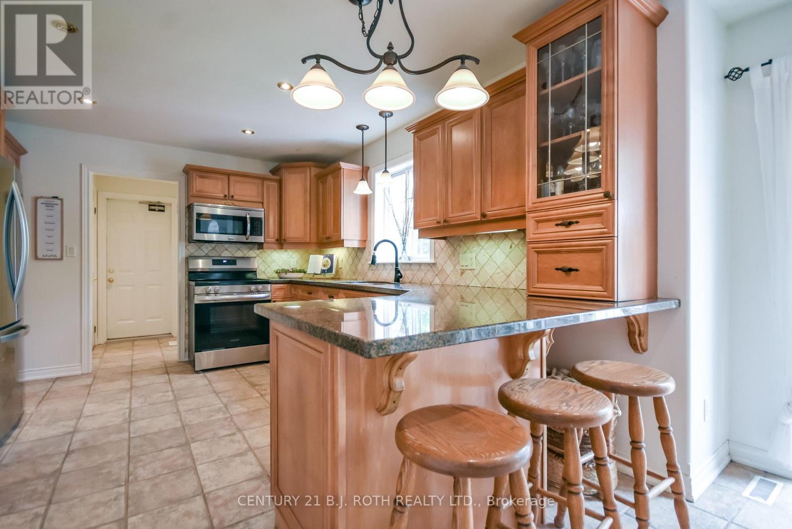 1 Evergreen Lane, Essa, Ontario  L0L 2N0 - Photo 14 - N13157536