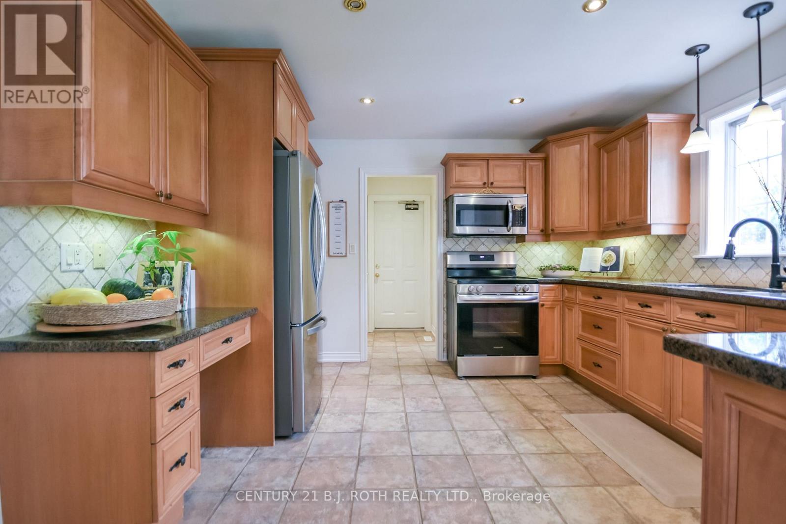 1 Evergreen Lane, Essa, Ontario  L0L 2N0 - Photo 15 - N13157536