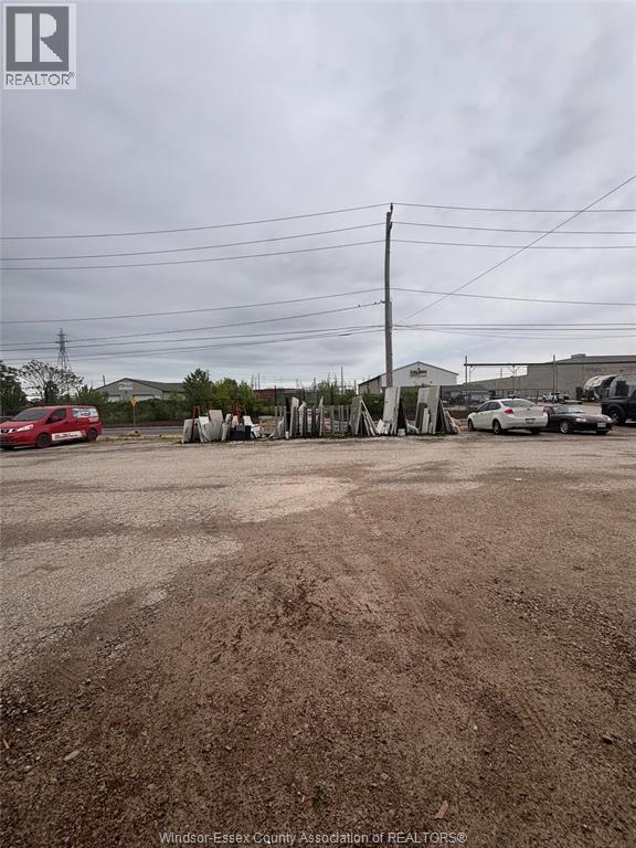 2827 Turner, Windsor, Ontario N8W 3N4 - Photo 11 - 26011780