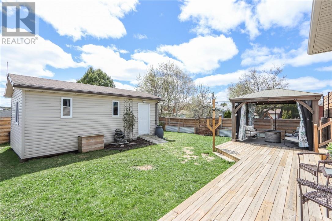 2415 Lebel Street, Sudbury, Ontario  P3A 2E4 - Photo 2 - 2127947