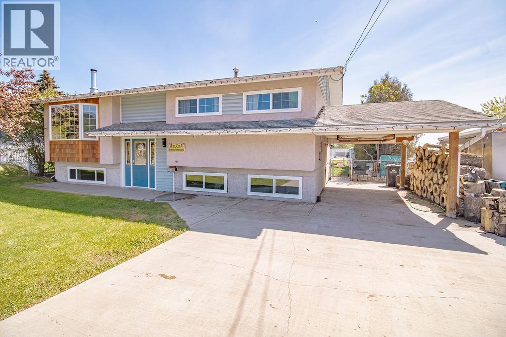 273 Dogwood Street, Fort St. James, British Columbia  V0J 1P0 - Photo 2 - R3126004