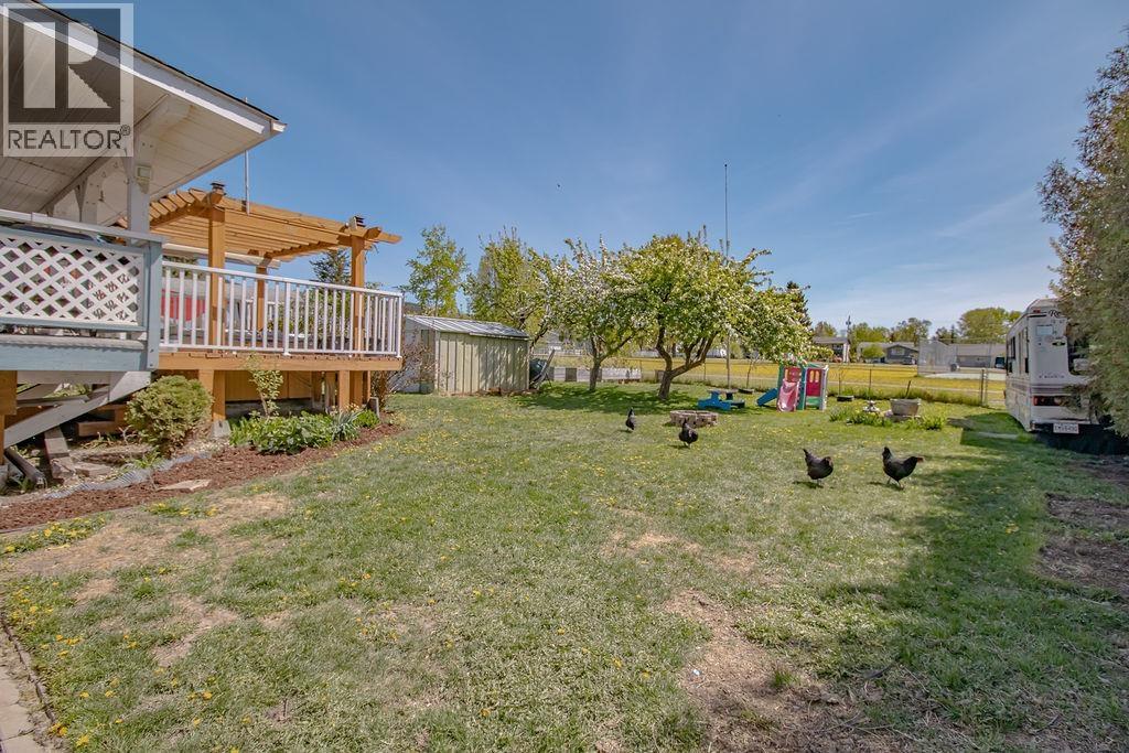 273 Dogwood Street, Fort St. James, British Columbia  V0J 1P0 - Photo 29 - R3126004