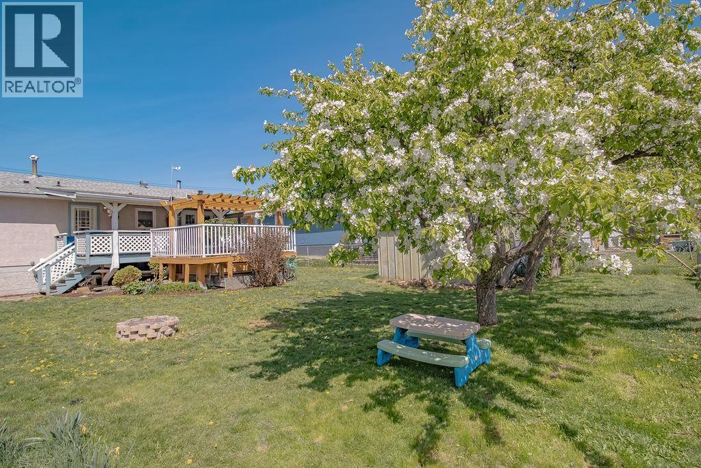 273 Dogwood Street, Fort St. James, British Columbia  V0J 1P0 - Photo 35 - R3126004