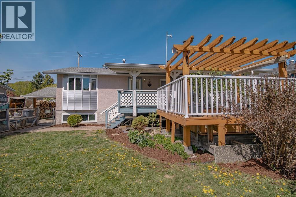 273 Dogwood Street, Fort St. James, British Columbia  V0J 1P0 - Photo 3 - R3126004