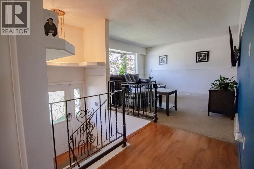 273 Dogwood Street, Fort St. James, British Columbia  V0J 1P0 - Photo 4 - R3126004