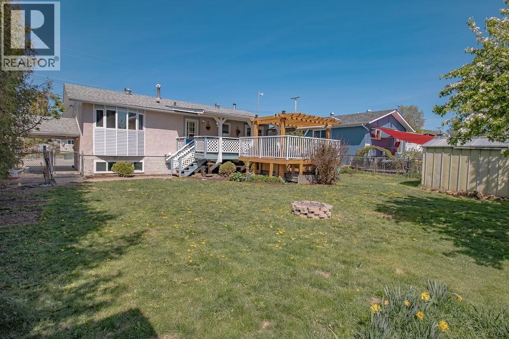 273 Dogwood Street, Fort St. James, British Columbia  V0J 1P0 - Photo 38 - R3126004