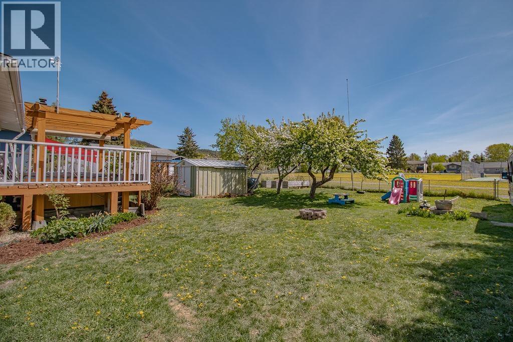 273 Dogwood Street, Fort St. James, British Columbia  V0J 1P0 - Photo 37 - R3126004