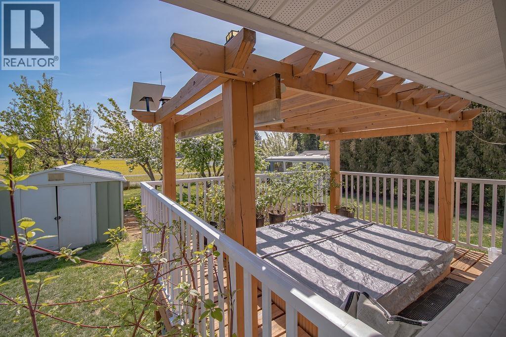 273 Dogwood Street, Fort St. James, British Columbia  V0J 1P0 - Photo 27 - R3126004