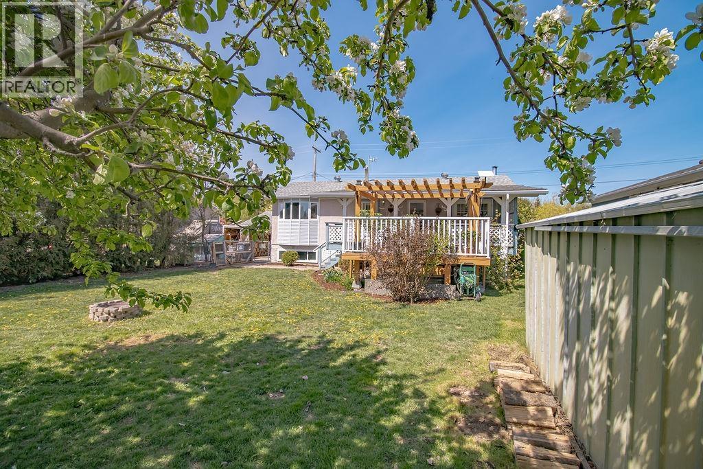 273 Dogwood Street, Fort St. James, British Columbia  V0J 1P0 - Photo 39 - R3126004