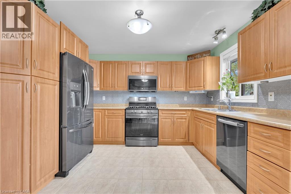 2227 St. Clair Avenue, Essex, Ontario  N9B 3W4 - Photo 11 - 40831424