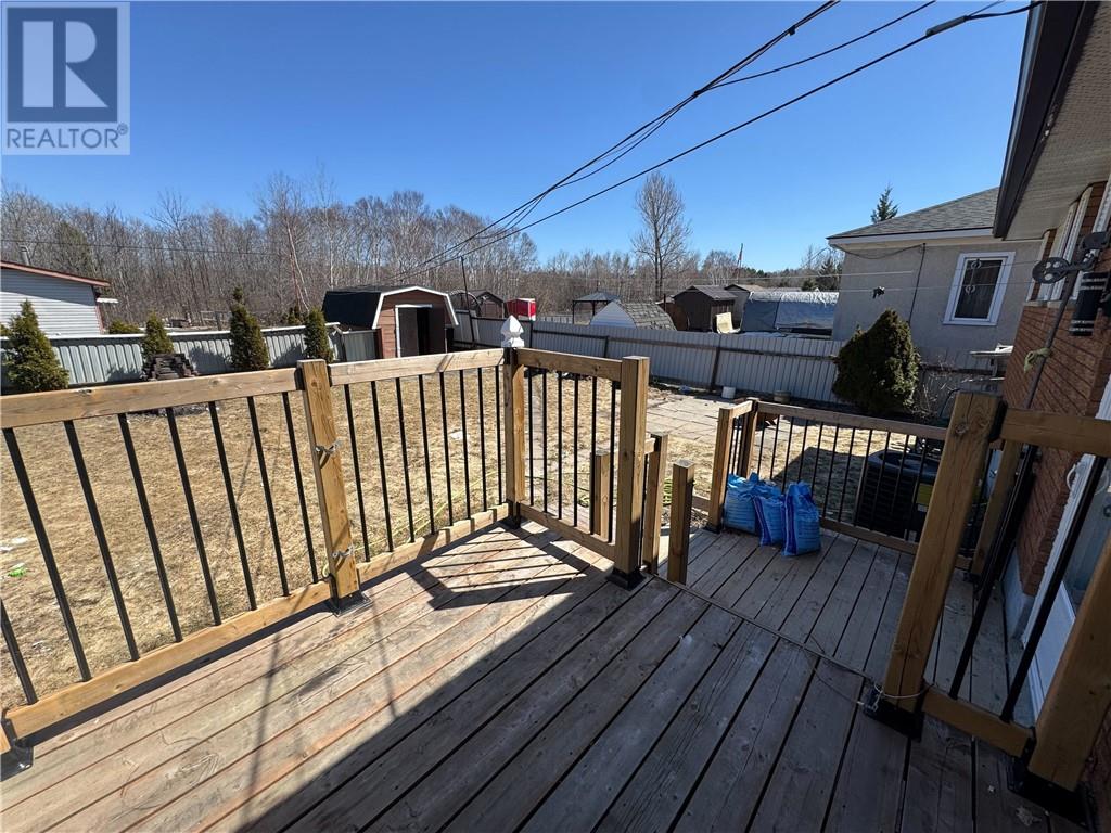 2600 Municipal Road Unit# Upper, Val Caron, Ontario  P3N 1K6 - Photo 26 - 2127926