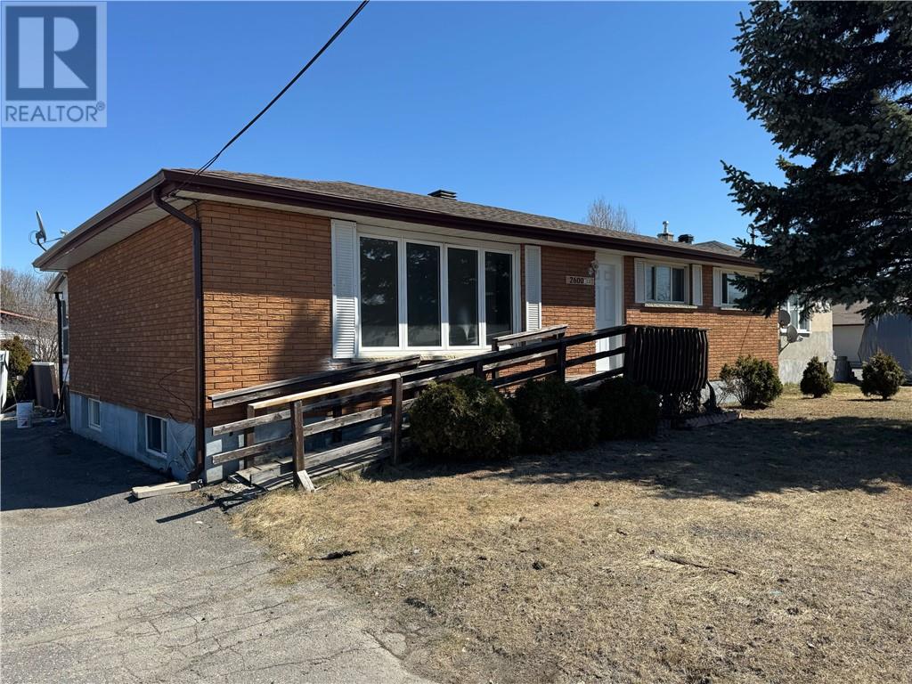 2600 Municipal Road Unit# Upper, Val Caron, Ontario  P3N 1K6 - Photo 3 - 2127926
