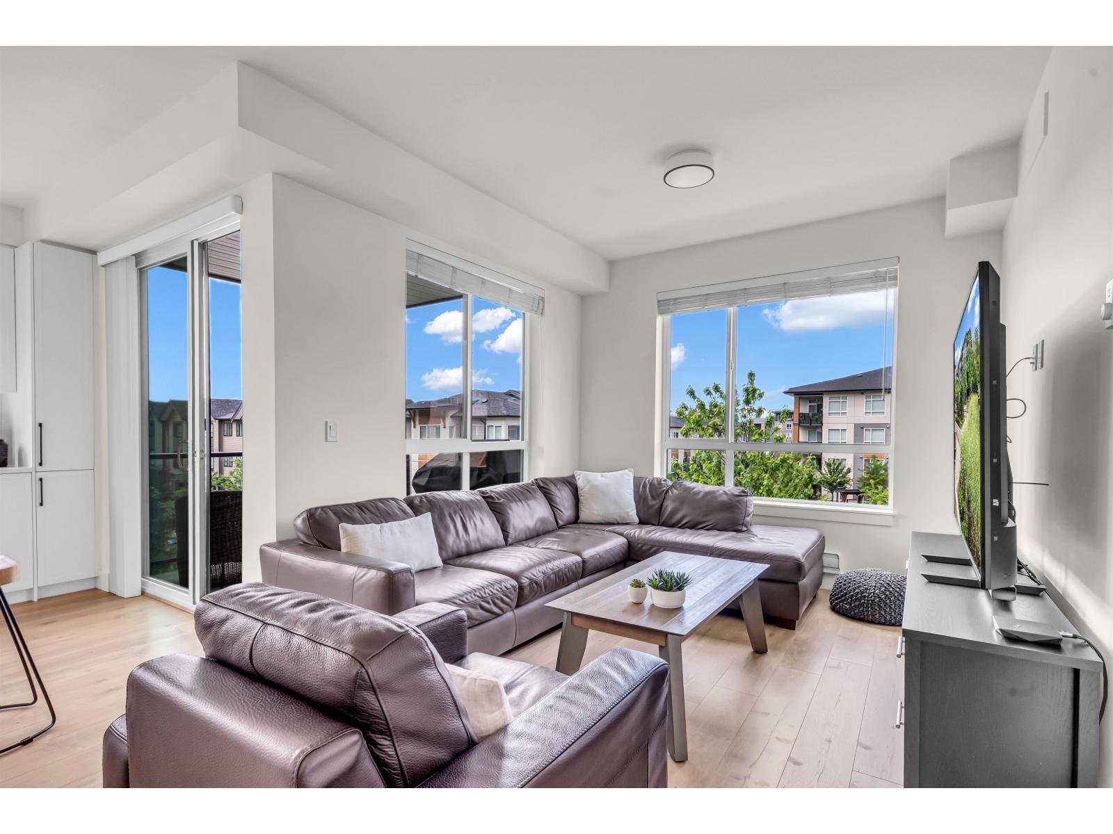 323 7506 199a Street, Langley, British Columbia  V2Y 3K9 - Photo 1 - R3126485
