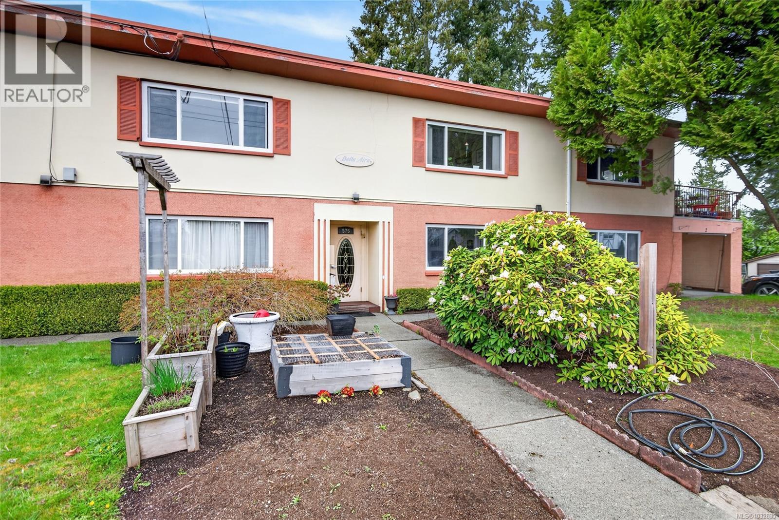 575 14th St, Courtenay, British Columbia  V9N 1W4 - Photo 6 - 1032835